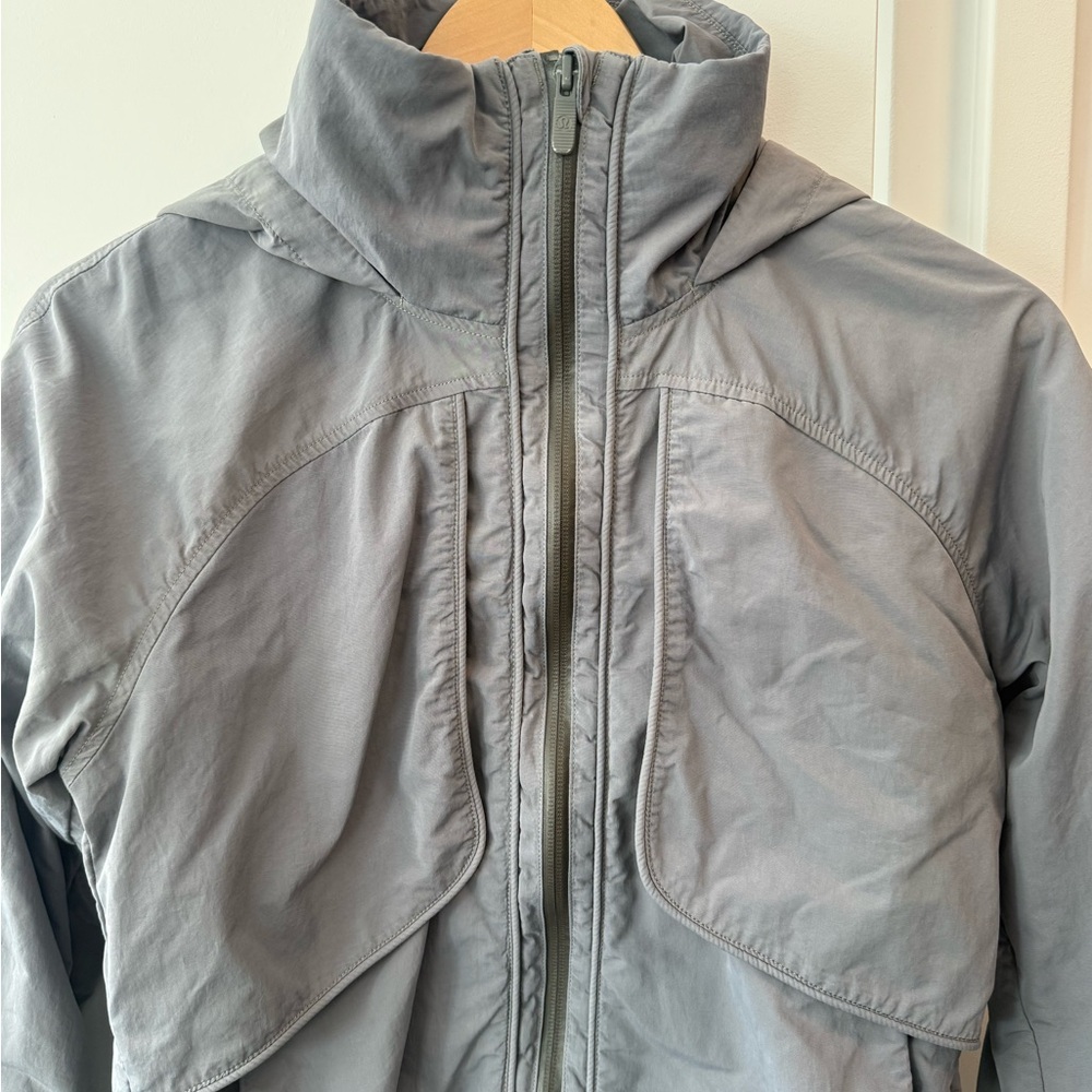 Lululemon Jacket - Picture 2 of 3